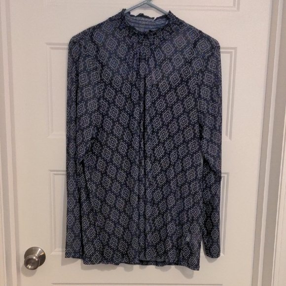 Lane Bryant Swing Long Sleeve Smocked Neck Top With Attached Cami - Size 14/16 - Picture 1 of 6